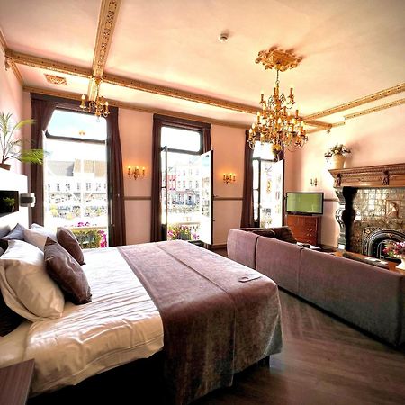 Grand Cafe Hotel De Bourgondier Bergen op Zoom Esterno foto
